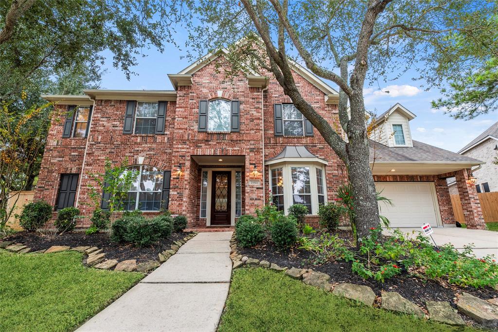 25511 Granger Oaks Court, Katy, Texas image 3