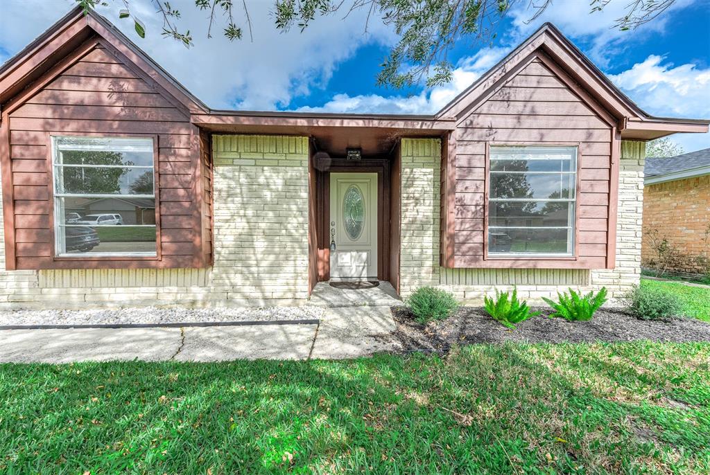 10007 Blue Bird Street, La Porte, Texas image 9