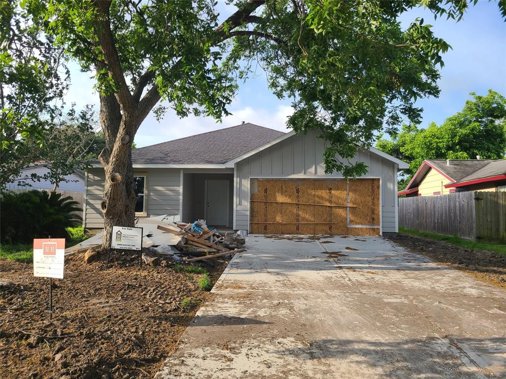 1617 14th Avenue, Texas City, Texas image 1