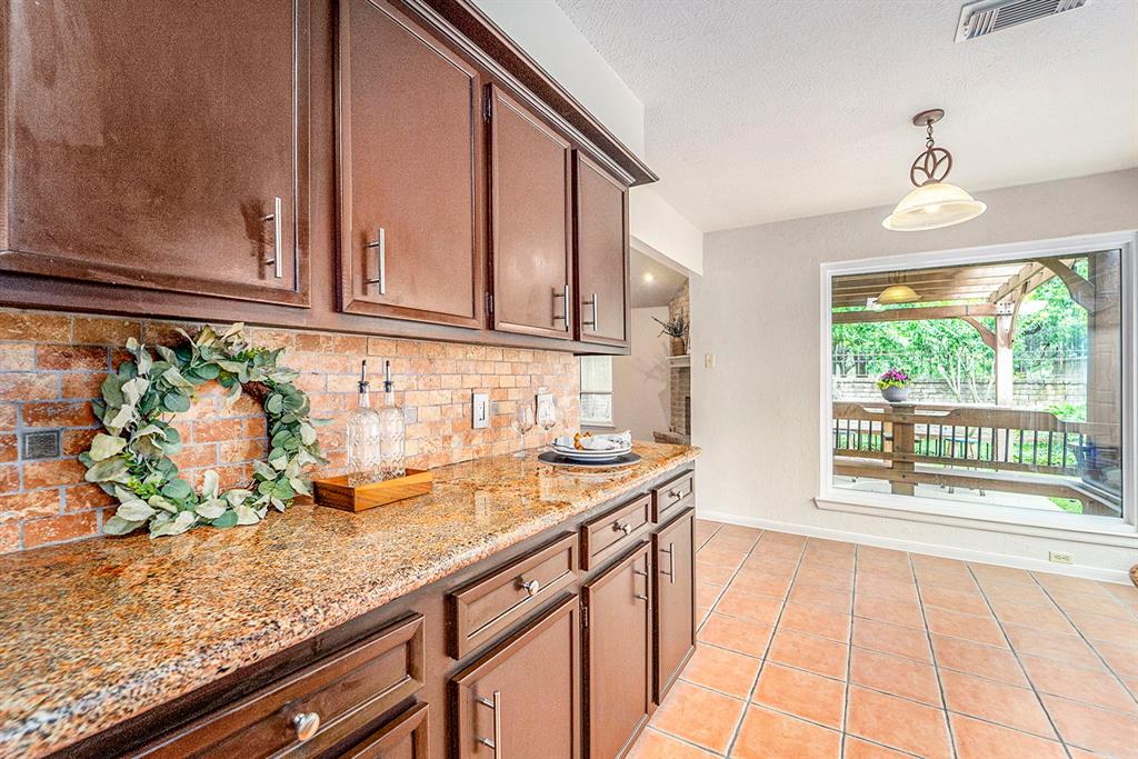 4050 Heathersage Drive, Houston, Texas image 12