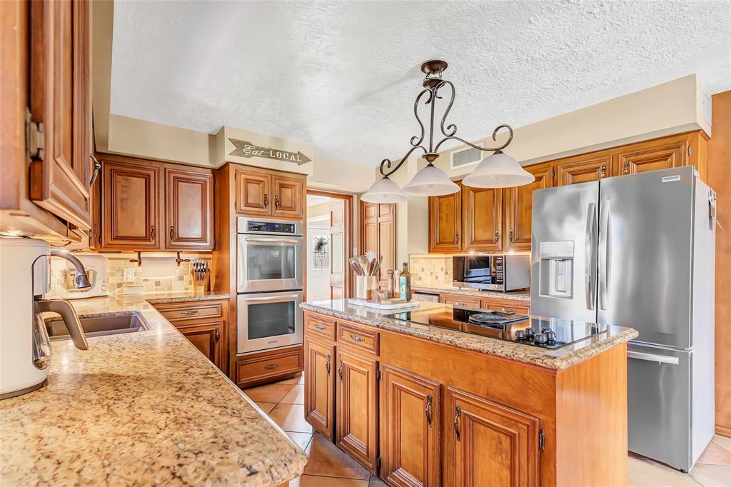5002 Lakeside Drive, Liberty, Texas image 22