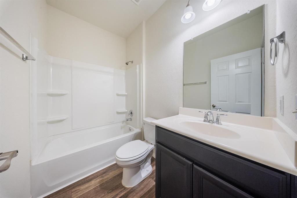 2080 Lost Timbers Drive, Conroe, Texas image 10