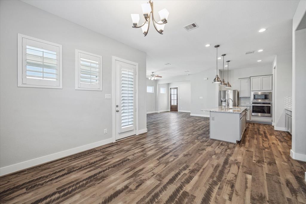 10022 Waving Grain Lane, Houston, Texas image 14