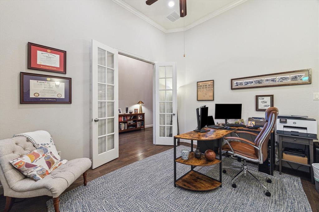 10910 Sarah Bluff Lane