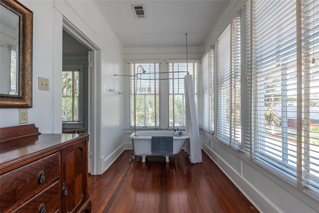801 13th Street, Galveston, Texas image 25