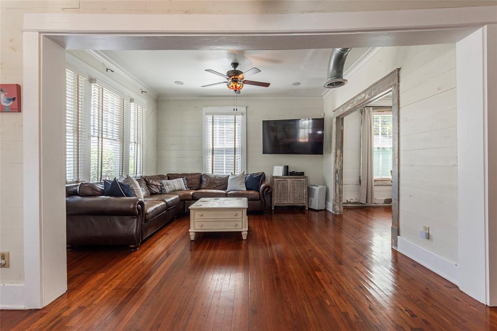 801 13th Street, Galveston, Texas image 9