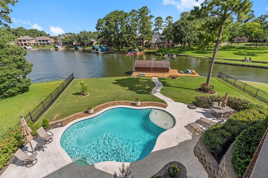 6051 Longmire Trail