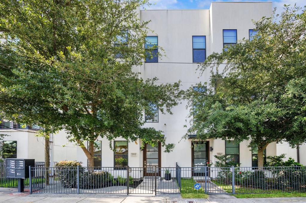 1704 Alamo Street #A, Houston, Texas image 2