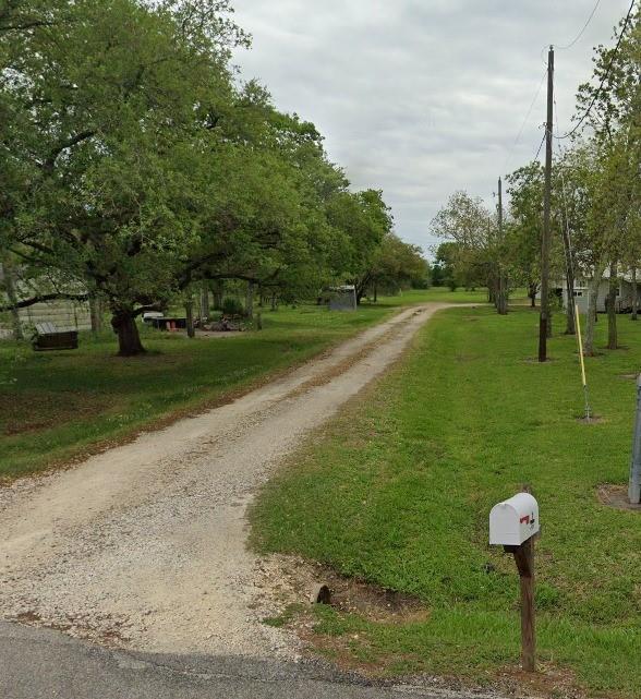 Cr 595, Angleton, Texas image 1