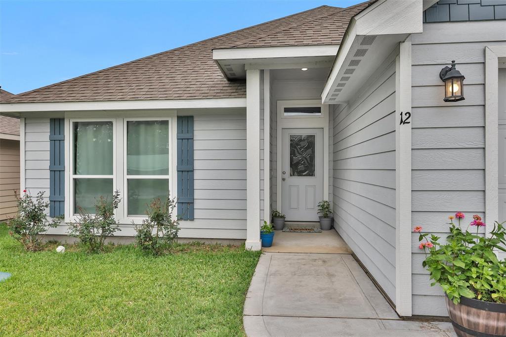 12 Oakland Court