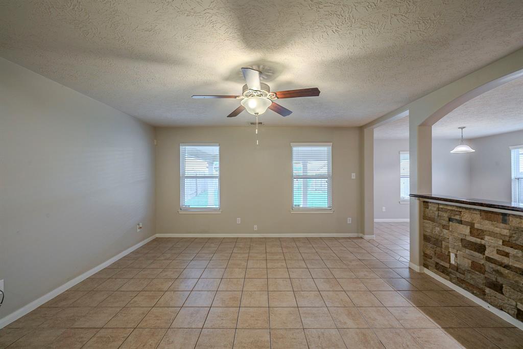 10910 Brittan Leaf Lane
