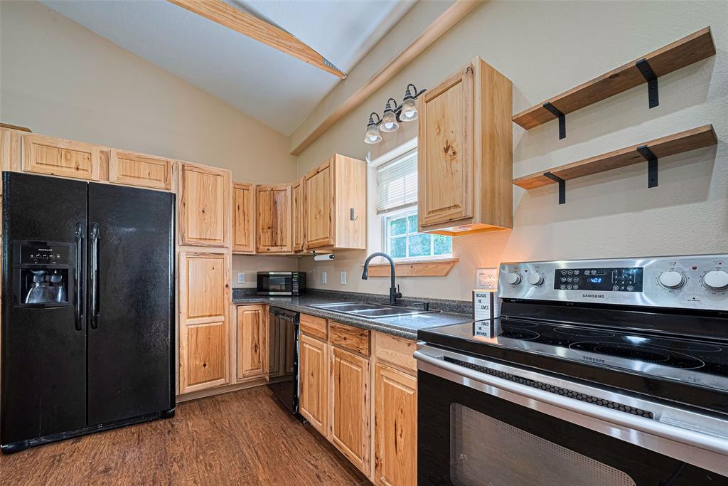 28048 Denn Lane, Montgomery, Texas image 18