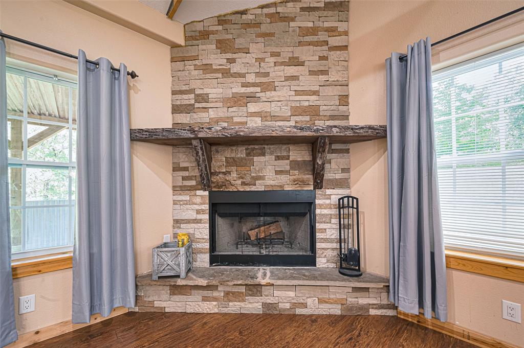28048 Denn Lane, Montgomery, Texas image 2