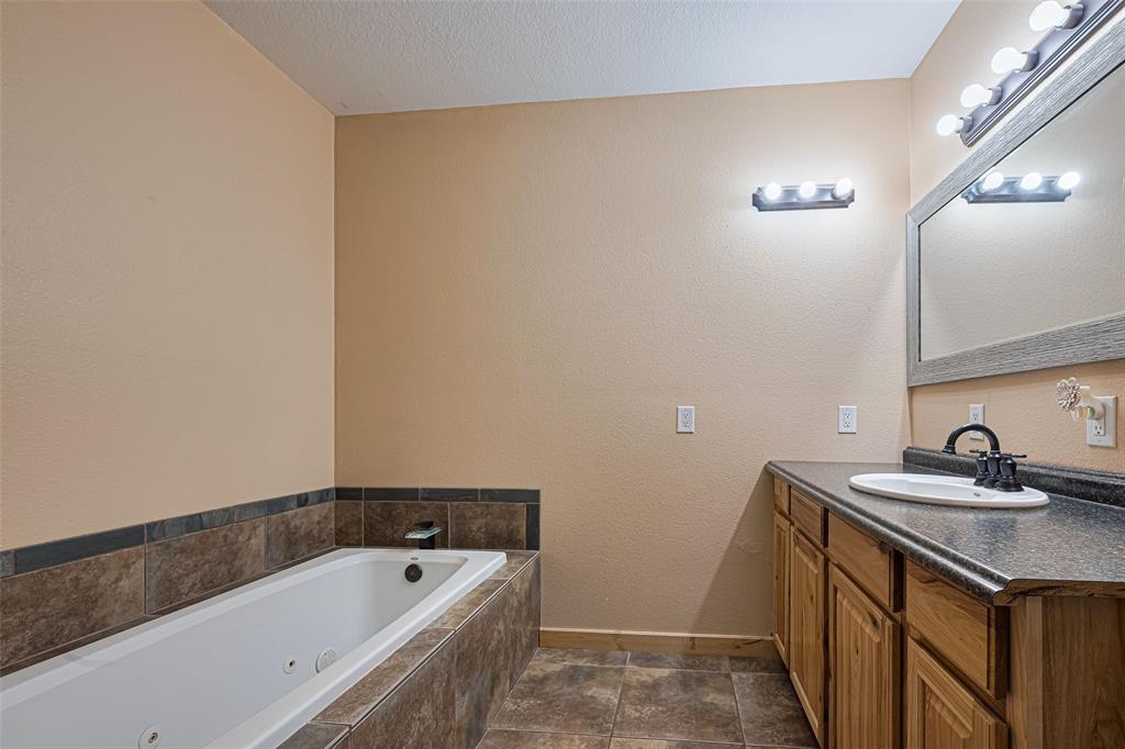 28048 Denn Lane, Montgomery, Texas image 26