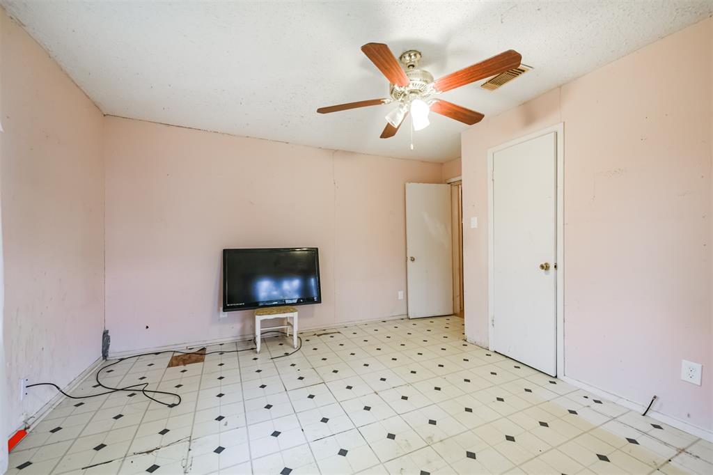 1009 Kansas Street, South Houston, Texas image 32