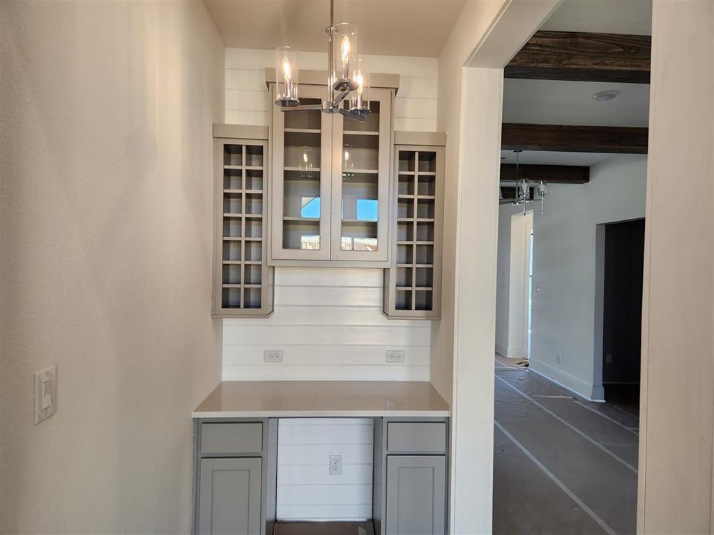 Photo 8 of 16 of 15646 Audubon Park house