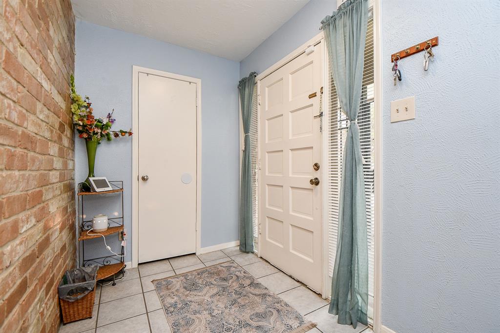 15727 Beechnut Street, Houston, Texas image 7