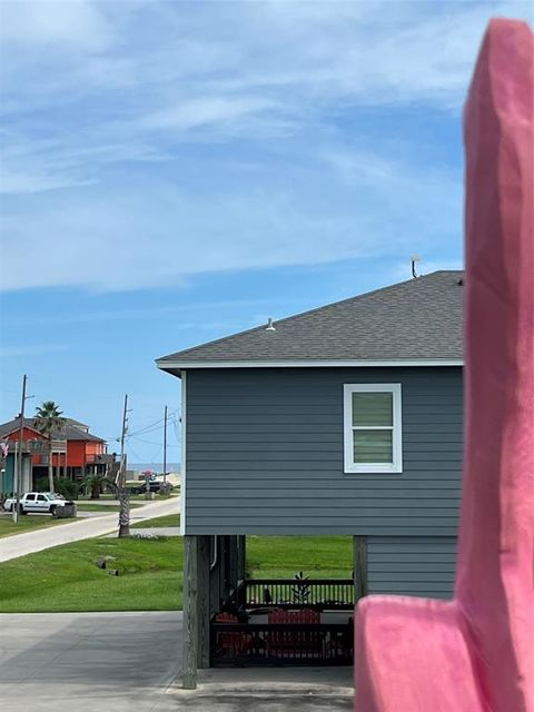 A home in Crystal Beach