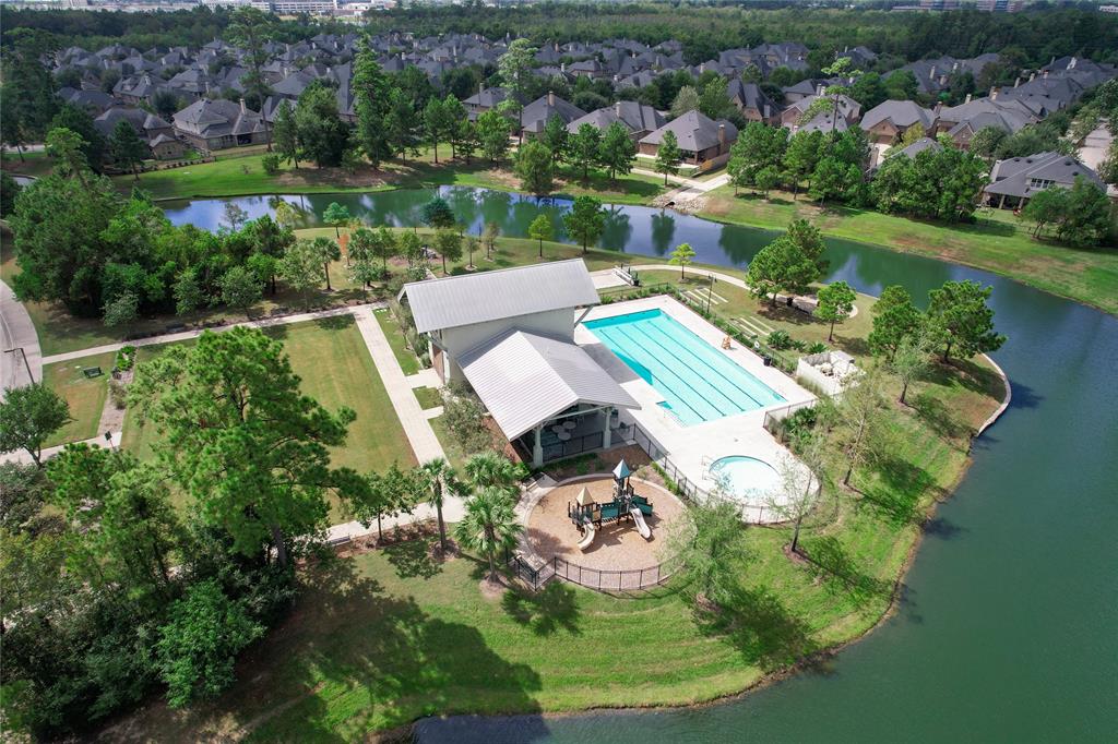 9327 Colonial Bent Court, Conroe, Texas image 35