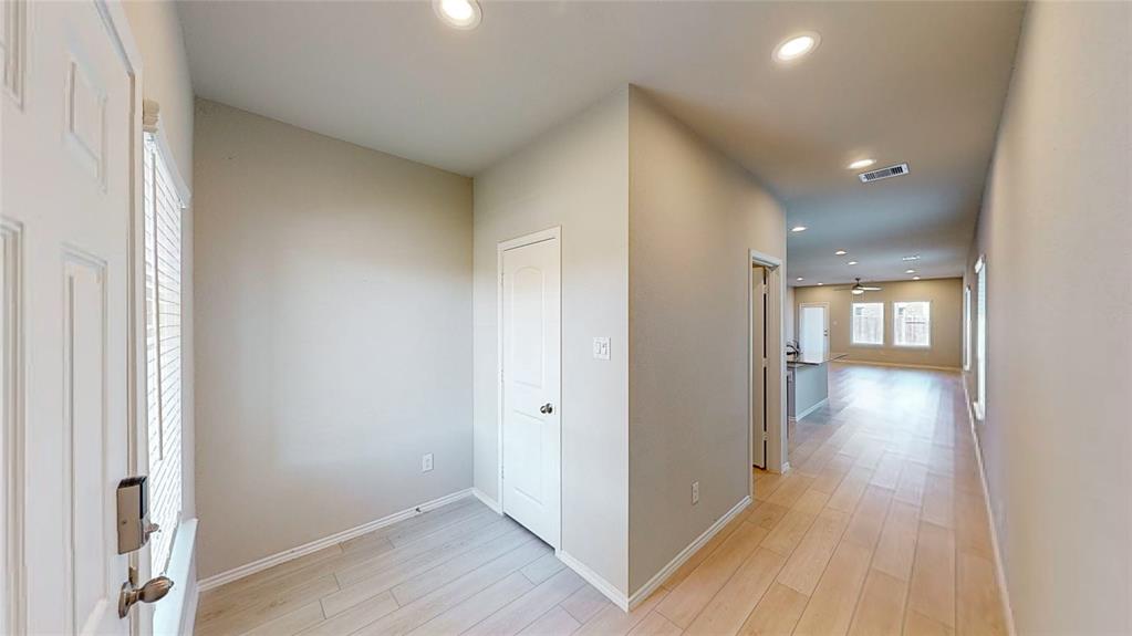 9327 Colonial Bent Court, Conroe, Texas image 3