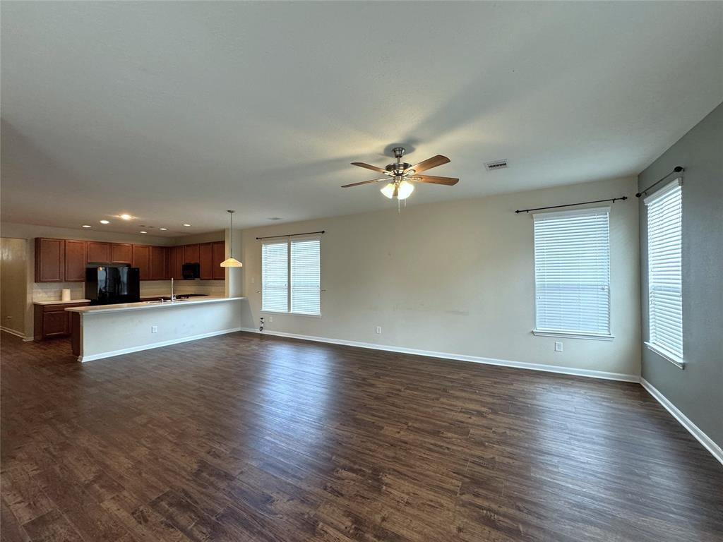 21019 Blackstone Villa Lane