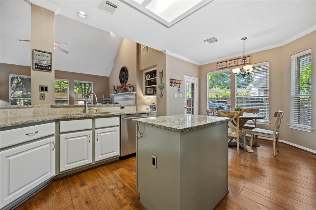 3603 Clover Valley Drive, Kingwood, Texas image 13