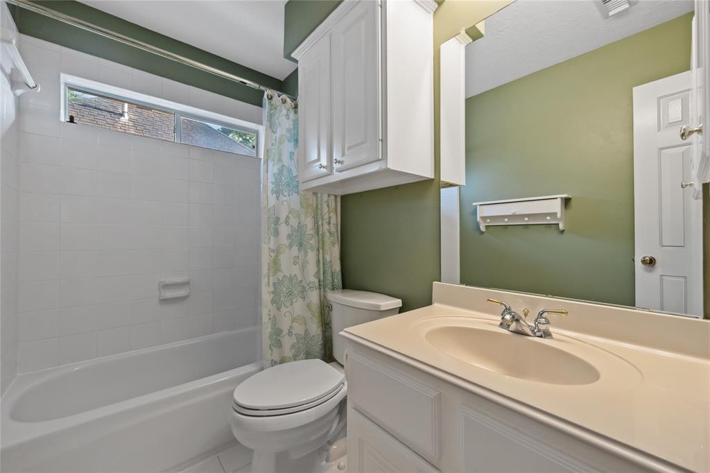 3603 Clover Valley Drive, Kingwood, Texas image 29
