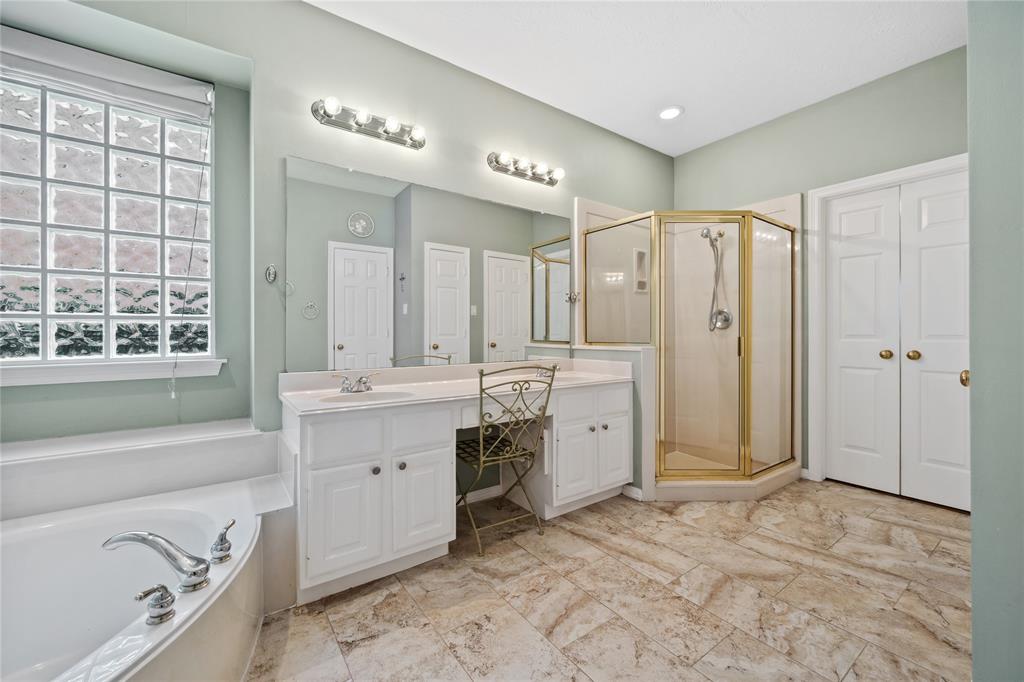 3603 Clover Valley Drive, Kingwood, Texas image 21