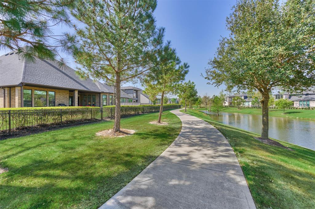 10094 S Goshawk Trail, Conroe, Texas image 38