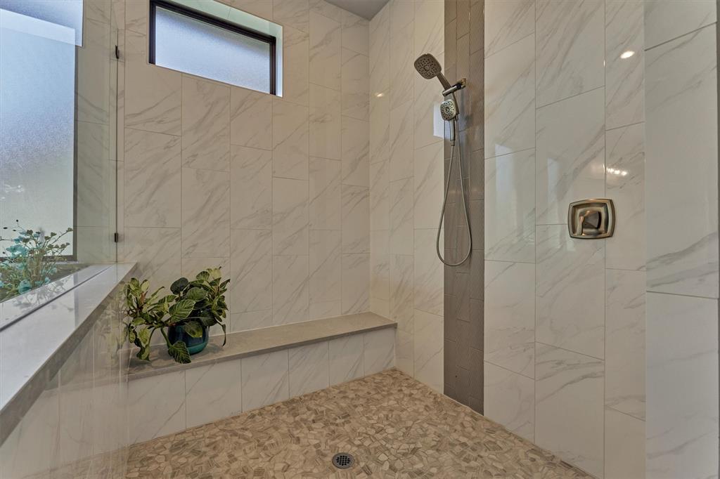 10094 S Goshawk Trail, Conroe, Texas image 33