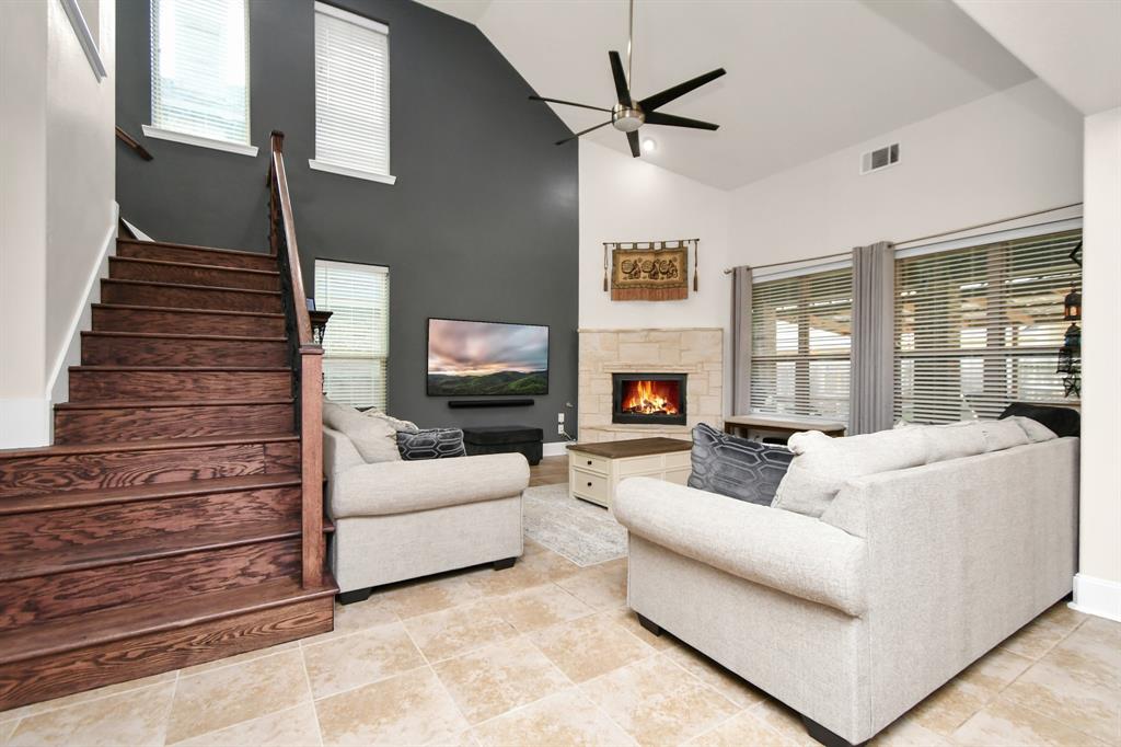 7906 Lake Commons Drive, Rosenberg, Texas image 28