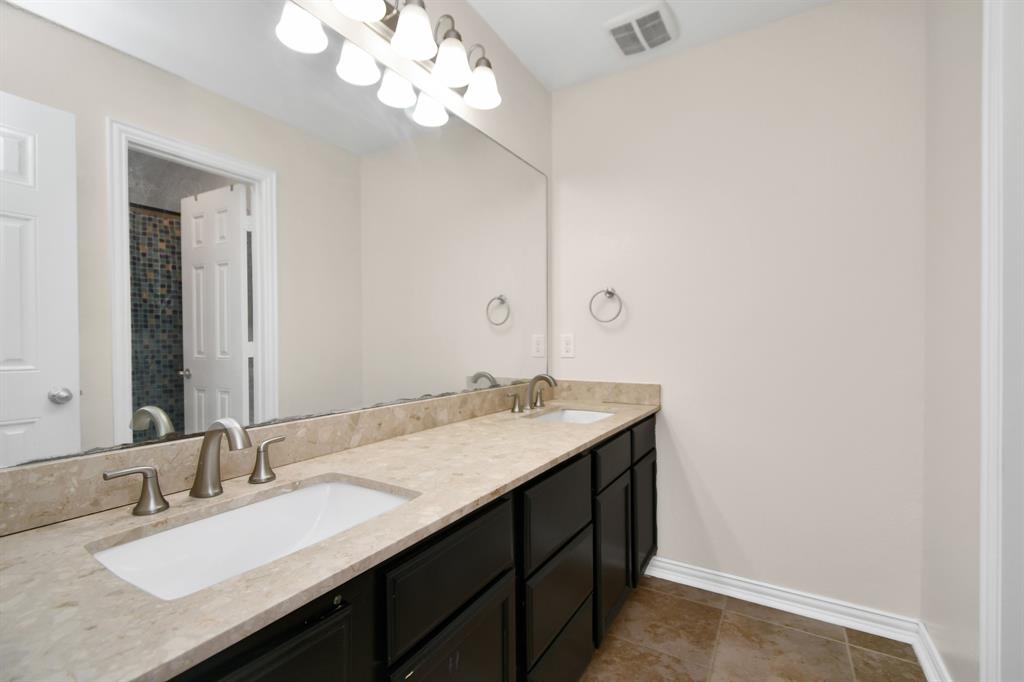 7906 Lake Commons Drive, Rosenberg, Texas image 36