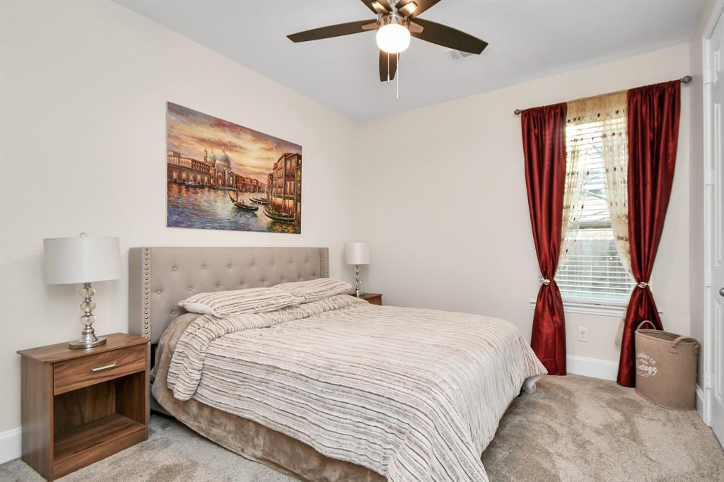 7906 Lake Commons Drive, Rosenberg, Texas image 24