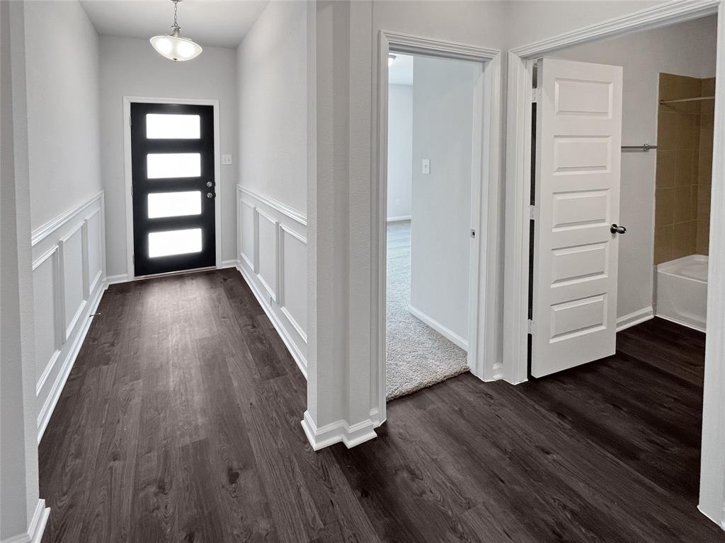 8126 Red Shiner Way