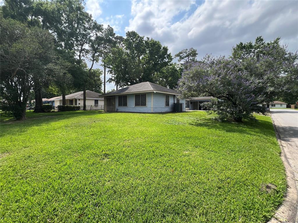 7261 Yoe Street, Houston, Texas image 4