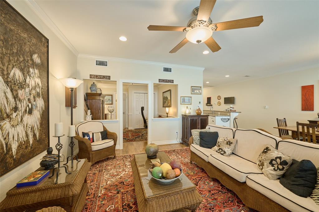102 Capetown Slip, Conroe, Texas image 9