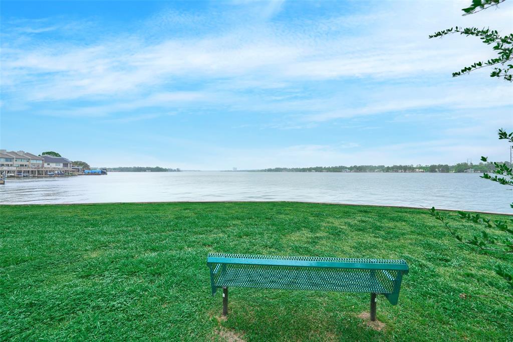 102 Capetown Slip, Conroe, Texas image 35