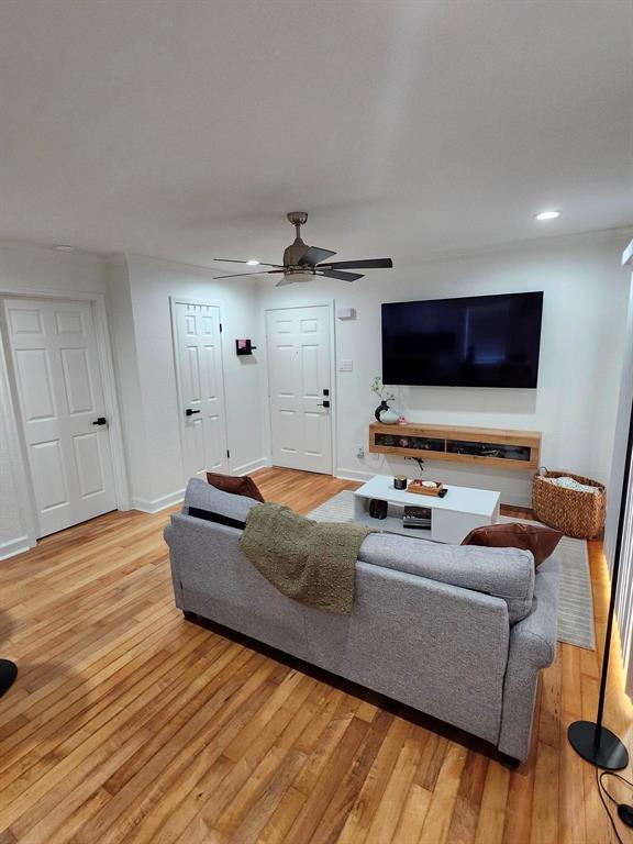 2750 Holly Hall Street #709, Houston, Texas image 5