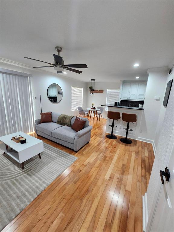 2750 Holly Hall Street #709, Houston, Texas image 7