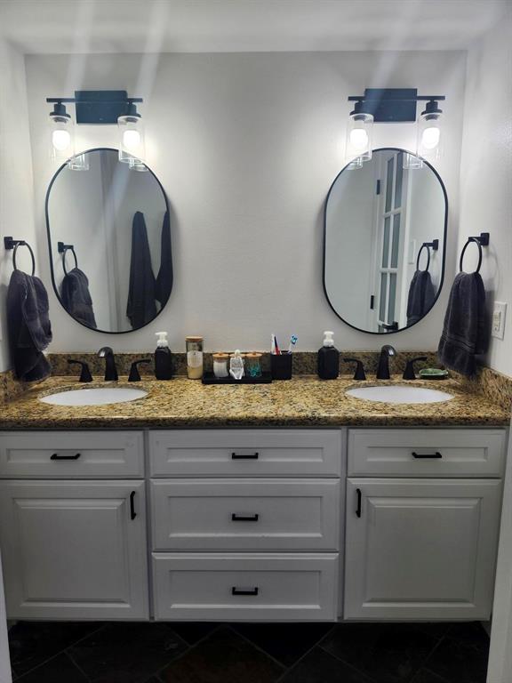 2750 Holly Hall Street #709, Houston, Texas image 20