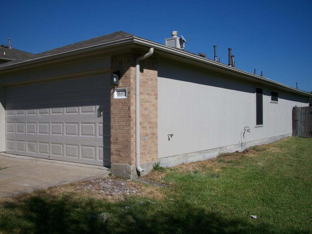 16307 Rapidcreek Drive, Houston, Texas image 2