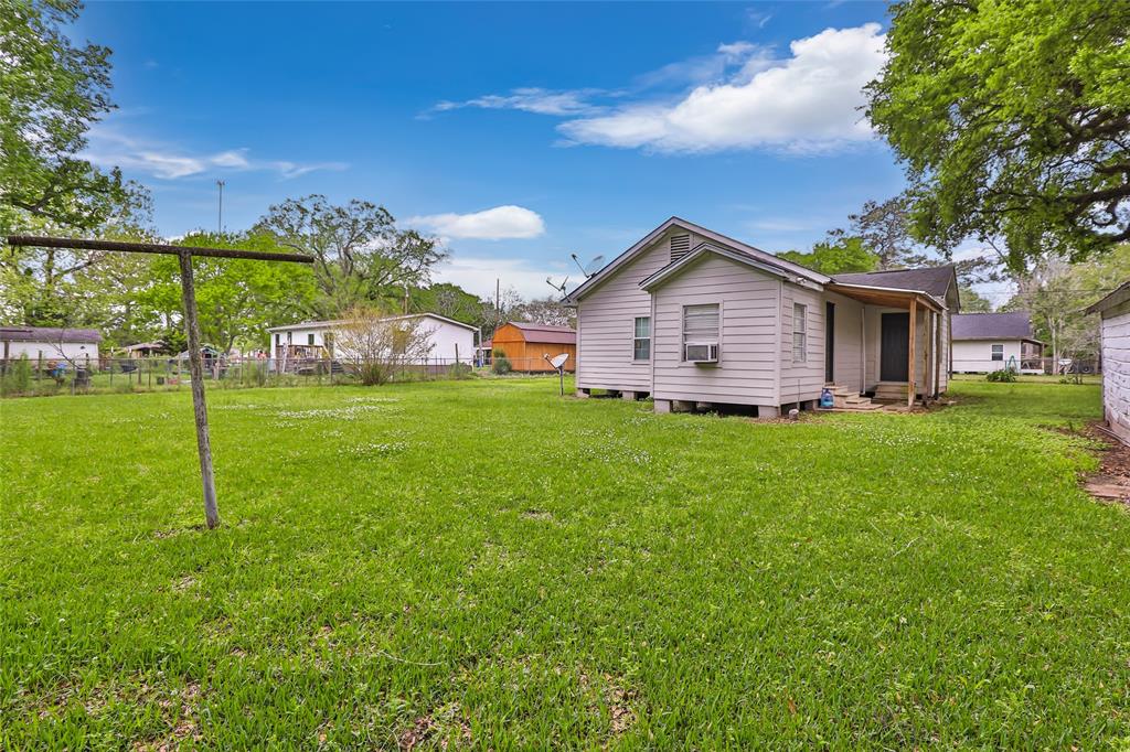 108 Spruce Lane, Daisetta, Texas image 9