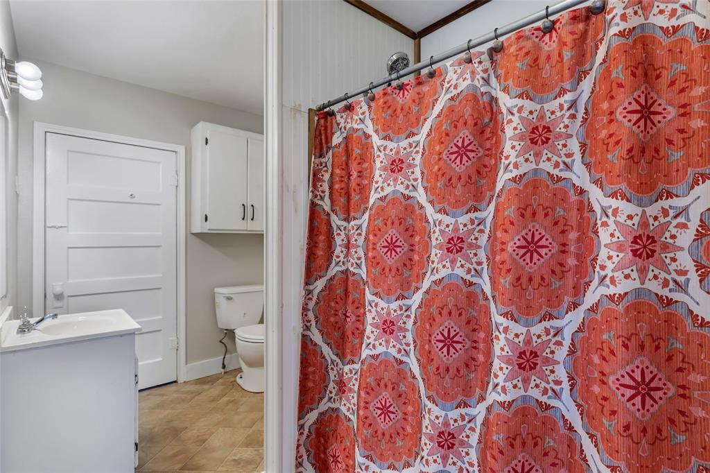 108 Spruce Lane, Daisetta, Texas image 19