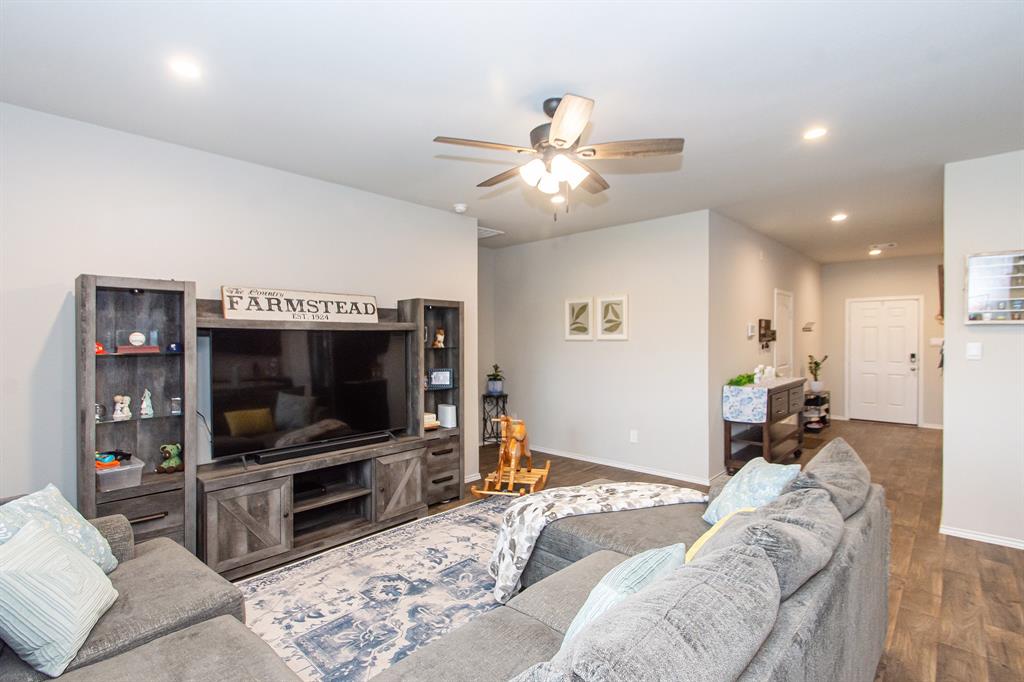 40650 Creekside Bluff Trail