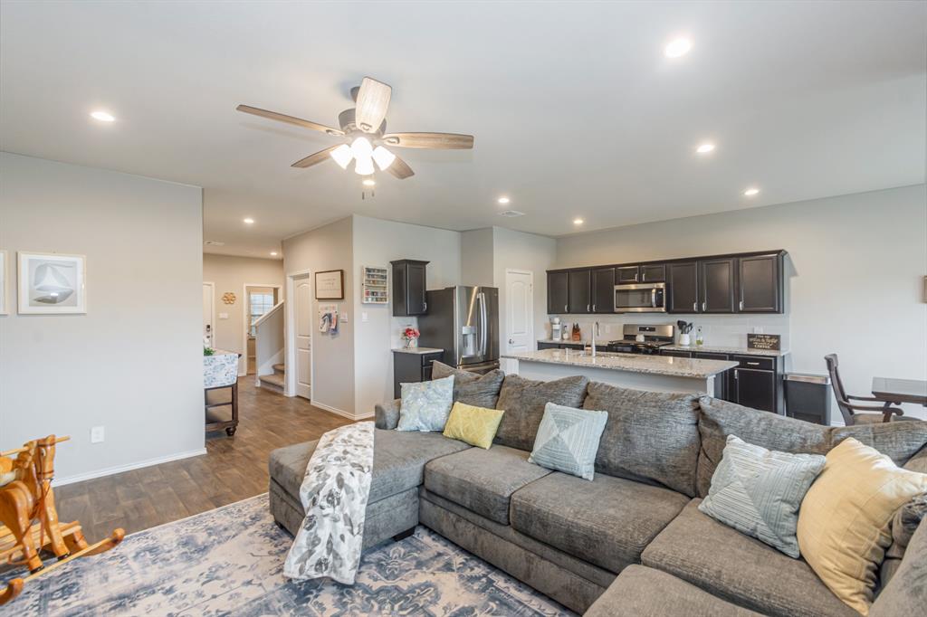 40650 Creekside Bluff Trail