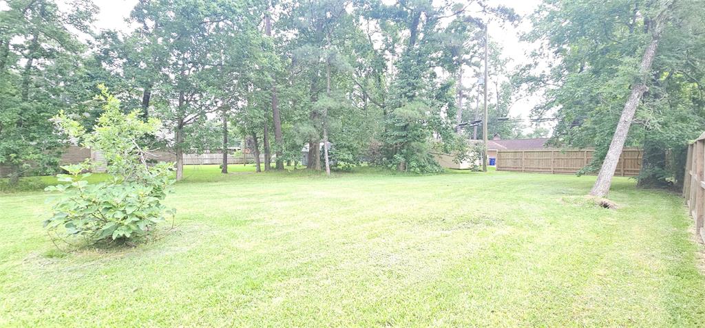1810 Round Wind Trail, Crosby, Texas image 2