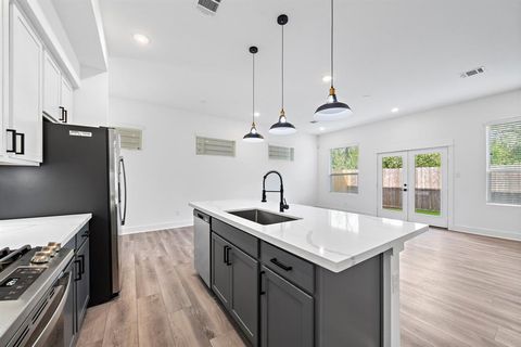 MLS: 78083165