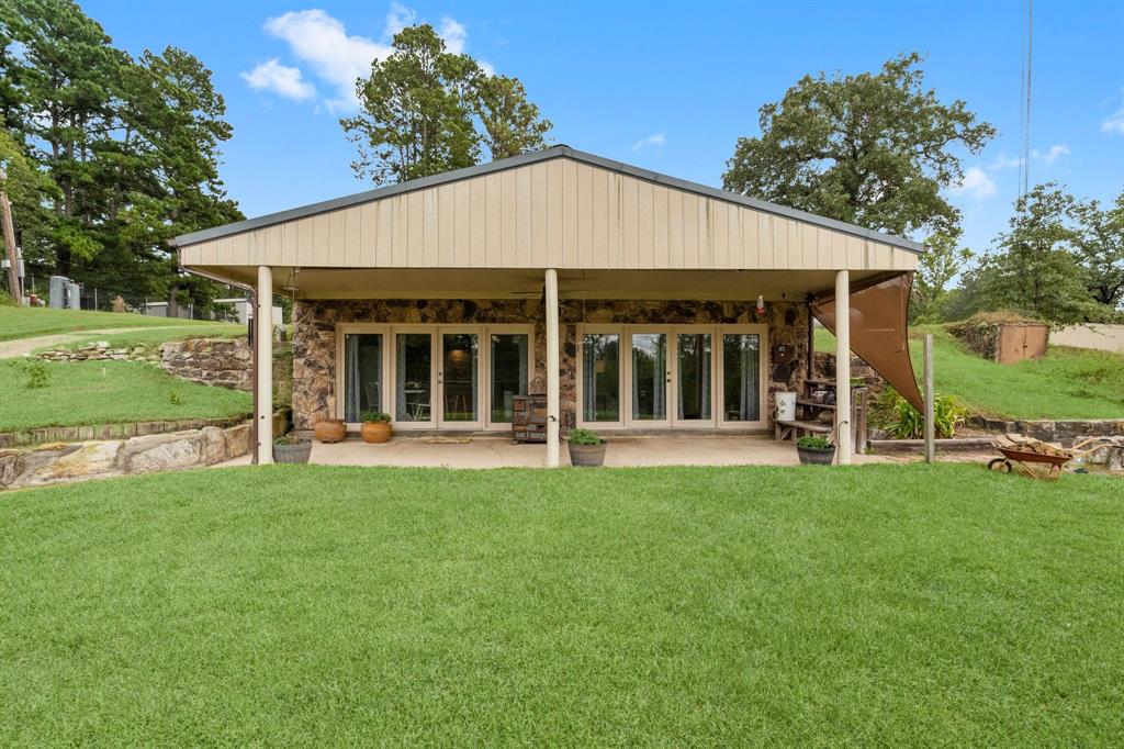 18 Arrowhead Drive, Huntsville, Texas image 1