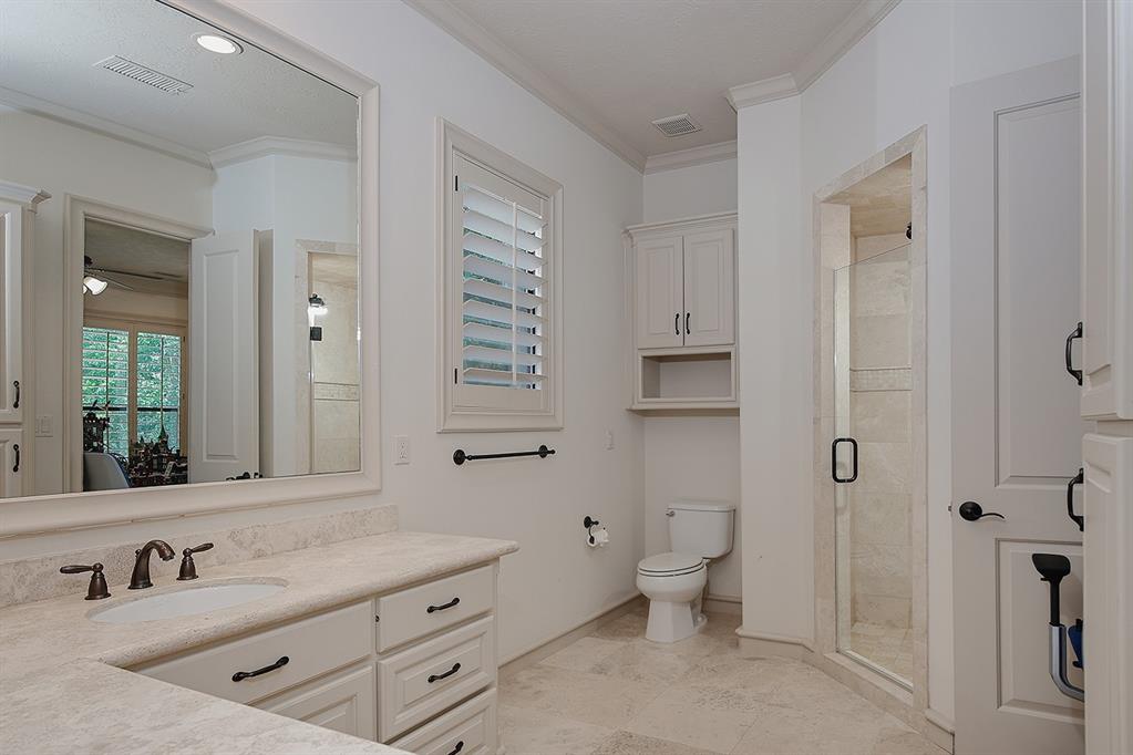 83 N Gary Glen Circle, The Woodlands, Texas image 19