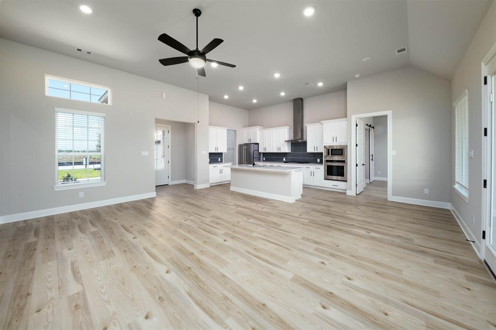 10618 Sutter Creek Drive, Iowa Colony, Texas image 2